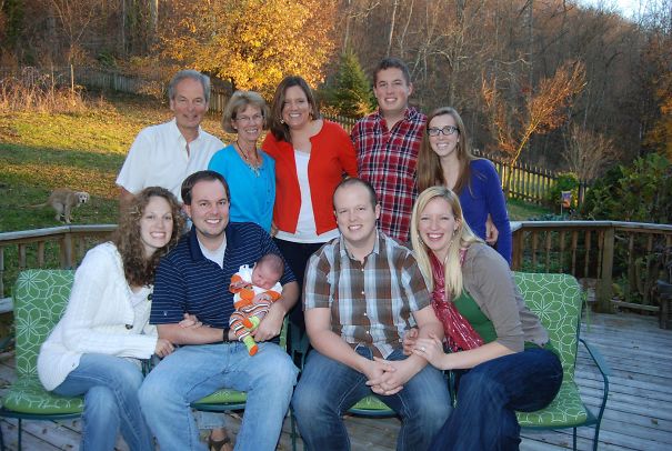 13 kutya, aki a legjobb pillanatban szabotálta a családi fotókat